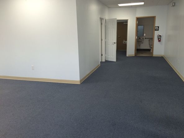 CITY CENTRE KISSIMMEE, BUILDING D: 111 E Monument Ave, Kissimmee, FL 34741